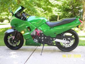 Ninja 750R conversion